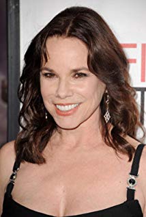 How tall is Barbara Hershey?